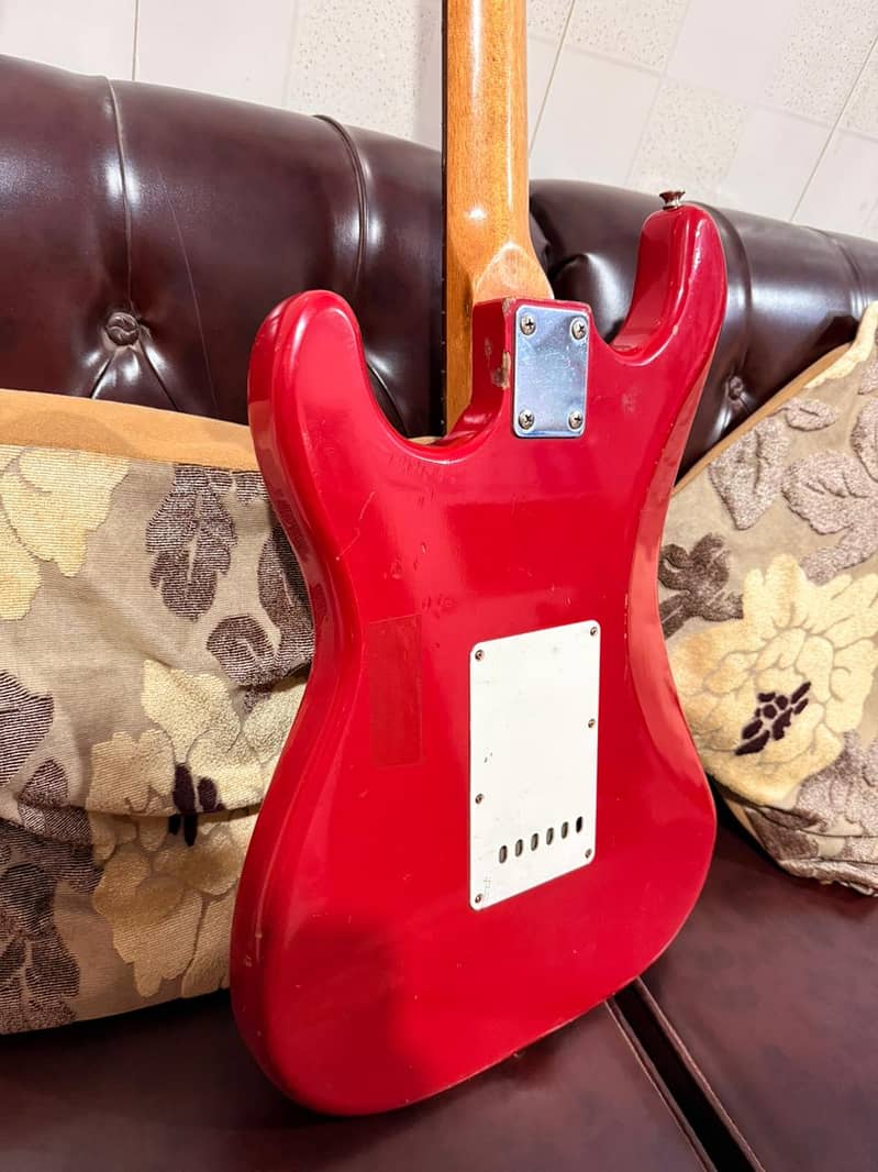 Japanese Electric Guitar /  Electric Guitar  / Guitar

                                                            alt=