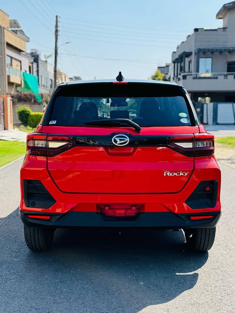 Daihatsu Rocky G 2020 / 2025

                                                            alt=