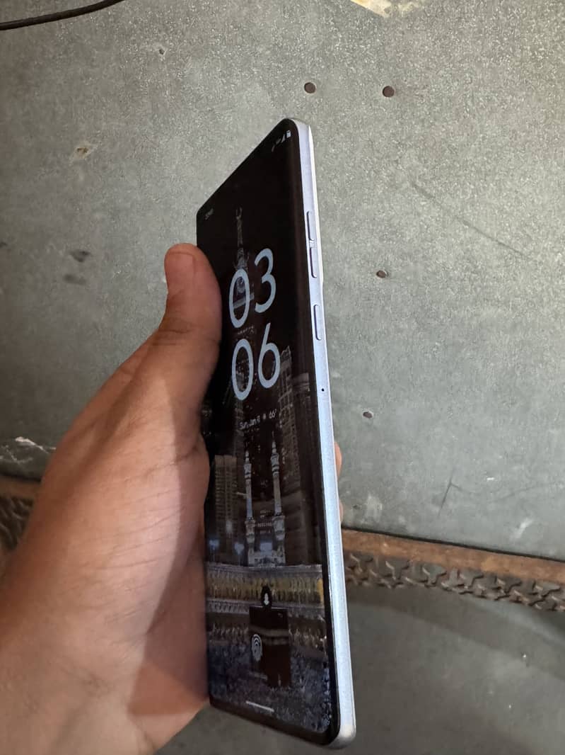 Motorolla edge 50 2 month sim time non pta

                                                            alt=