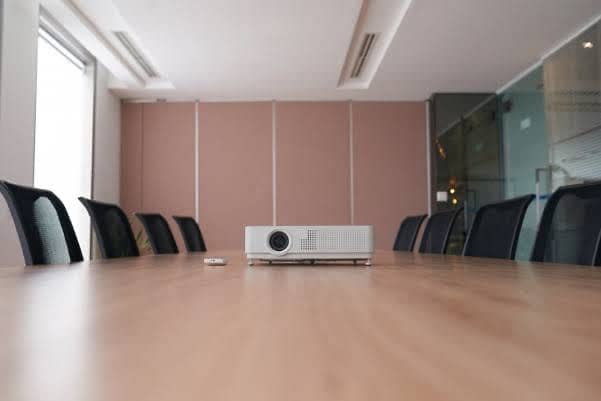 Office projector /Home Projector/Cinema Projector/Multimedia projector

                                                            alt=
