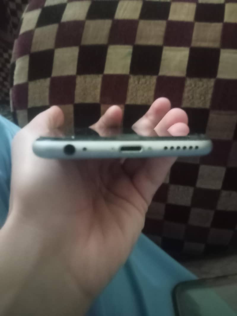 iphone 6 32gb

                                                            alt=