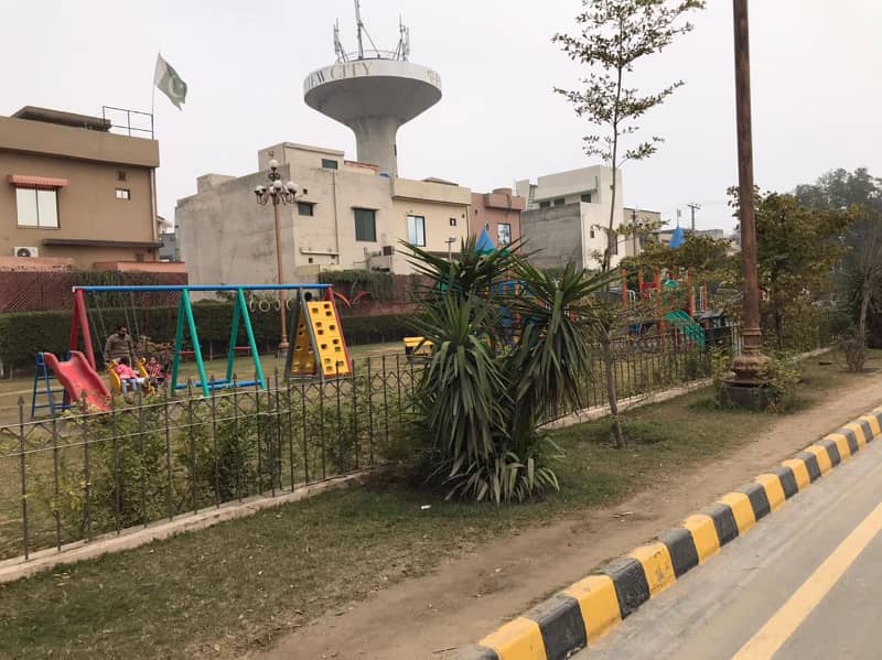 5 Marla Residential Plot for Sale in Platinum Block, Park View City Lahore

                                                            alt=