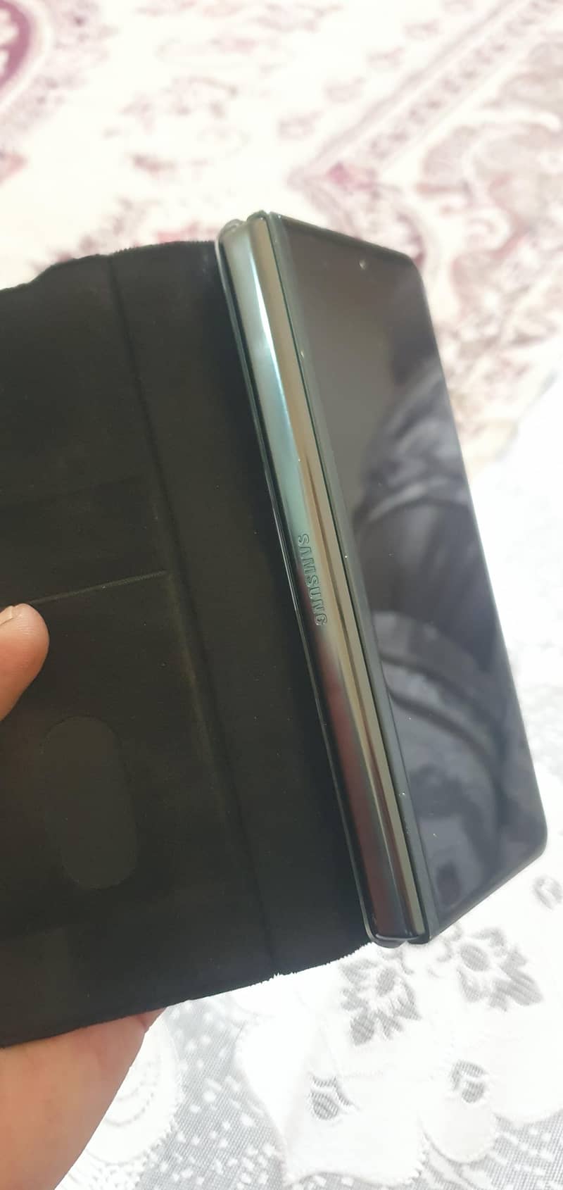 Samsung Galaxy Z Fold 3 5G

                                                            alt=