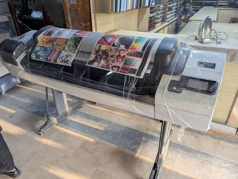 HP DesignJet T2300 Large Format Plotter - and T1500

                                                            alt=