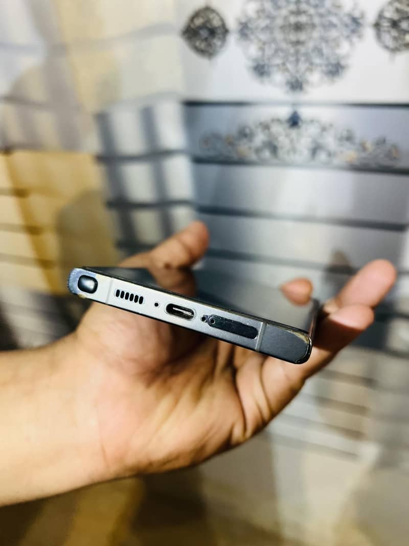 Samsung S23 ultra

                                                            alt=