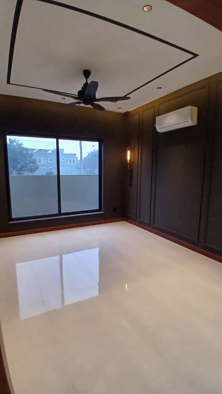 16 Marla House For Sale Good Location Near By Park

                                                            alt=