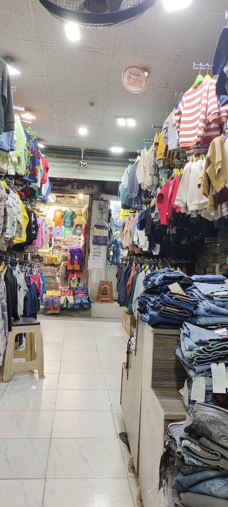 garmnents shop

                                                            alt=