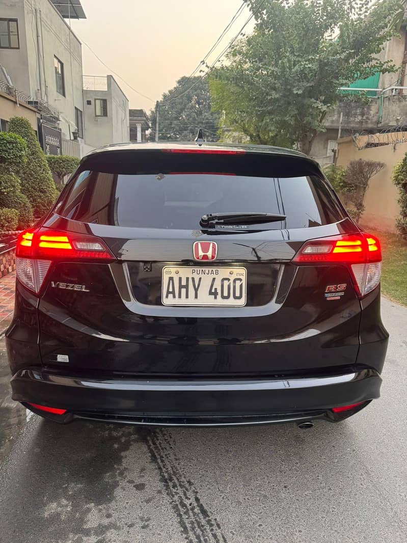 Honda Vezel Rs Turbo 2016/21 Model Total Genuine

                                                            alt=