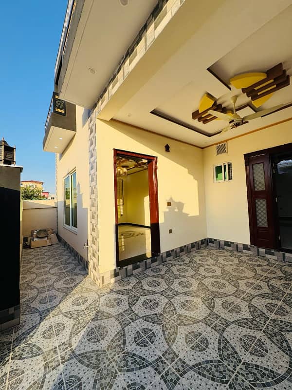 30x60 ( 8 Marla New House)

                                                            alt=