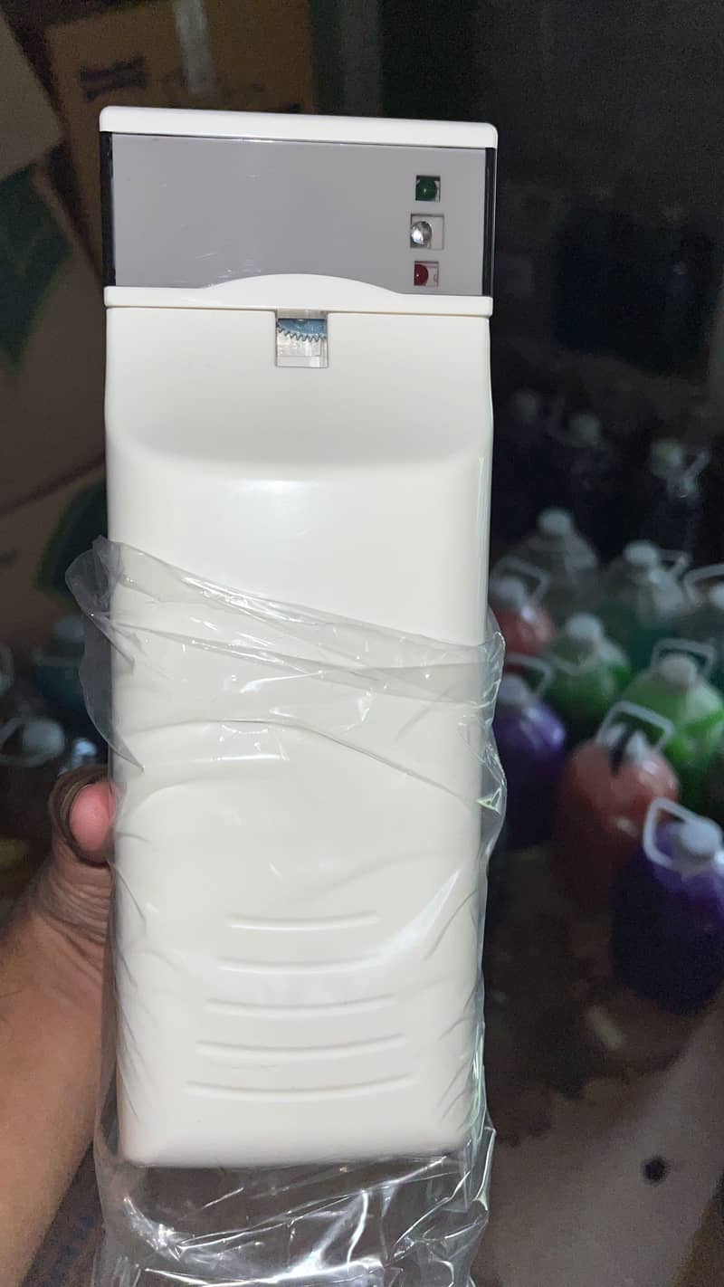 Fresco air freshener refill

                                                            alt=