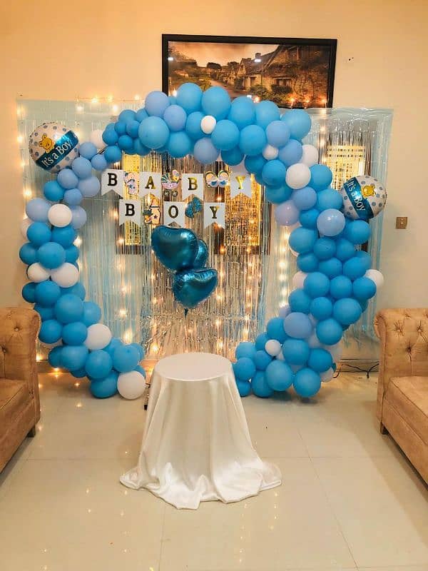Balloon Arch and balloon decorations

                                                            alt=