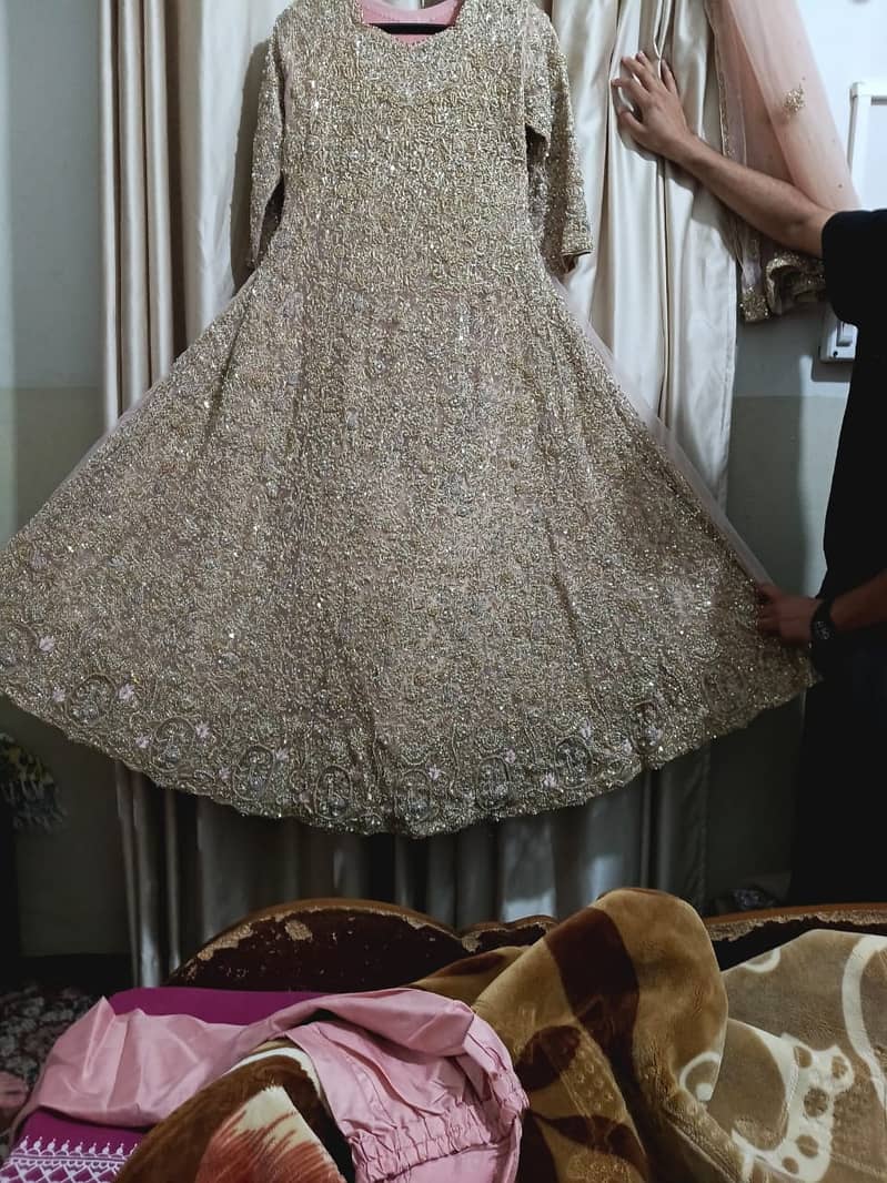 Bridal Dress , Wedding Dress Bridal Maxi Bridal Lahenga with jewelry

                                                            alt=