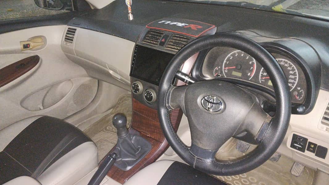 Toyota Corolla GLI 2011

                                                            alt=