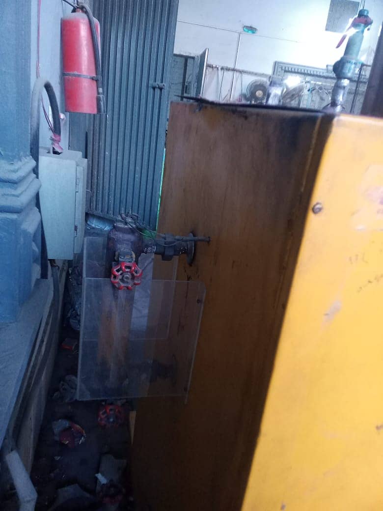 Steam Press Boiler . Vacuum Table In All Range Manufacturier

                                                            alt=