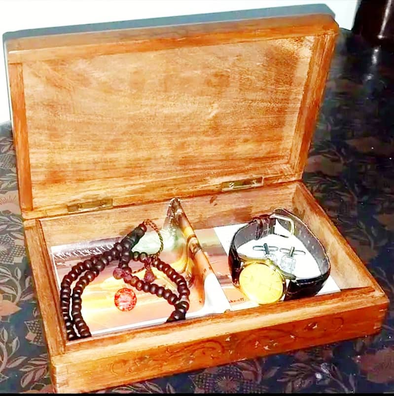 Wood Box-Beautiful Designing

                                                            alt=