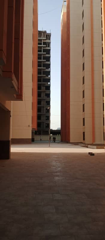 flat for rent in saima residencia near capital society 2 bad DD

                                                            alt=