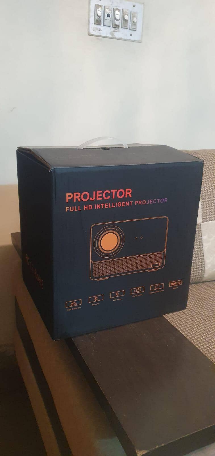 Android Smart Projector

                                                            alt=