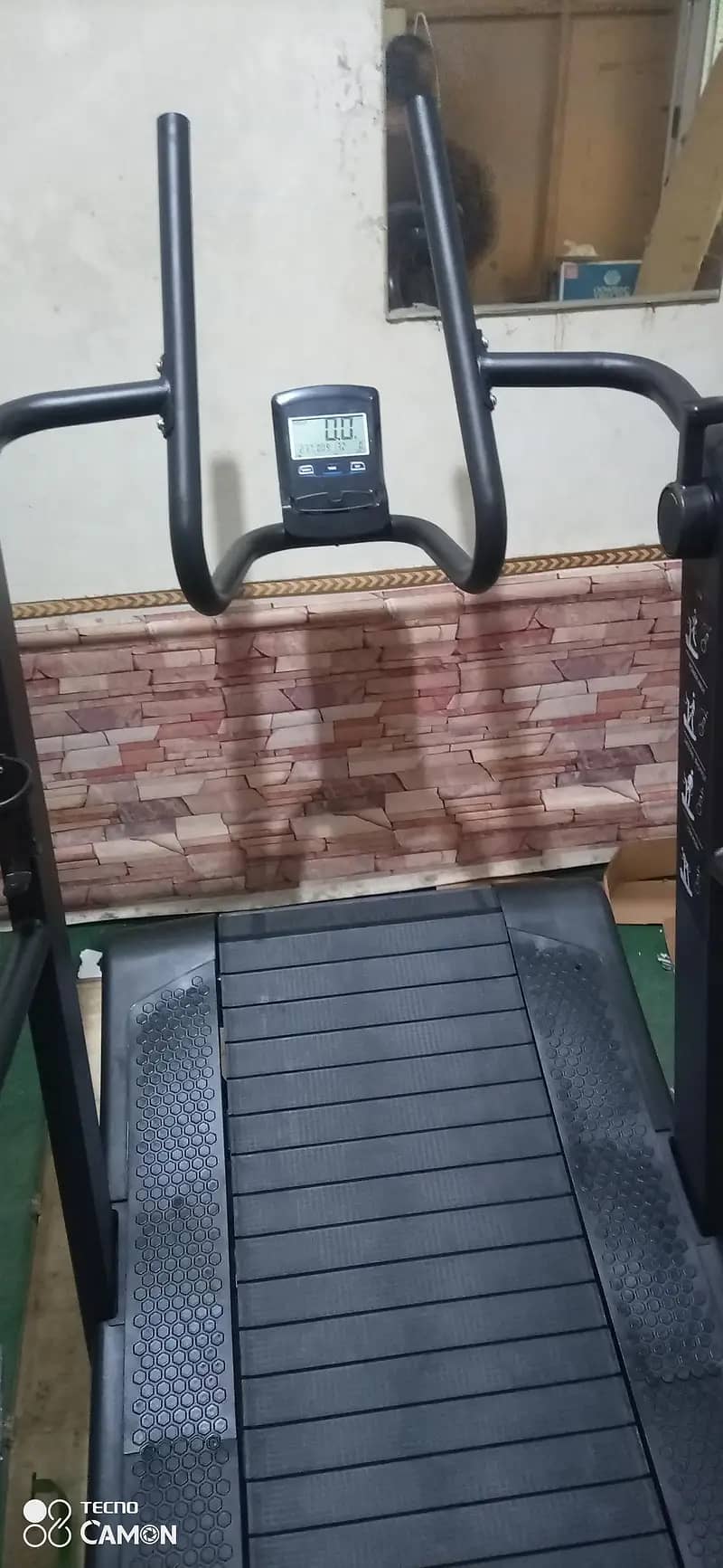 MANUAL TREADMILL / COMMERCIAL TREADMILL / GYM TREADMILL / HOME GYM

                                                            alt=