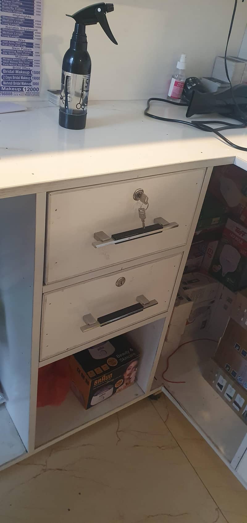 Chair And Counter  For Sale

                                                            alt=