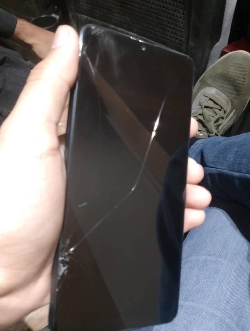 Samsung Galaxy A32

                                                            alt=