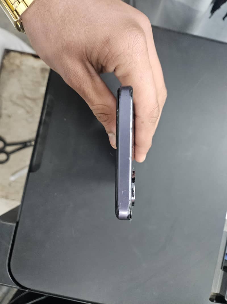 Realme 8/128

                                                            alt=