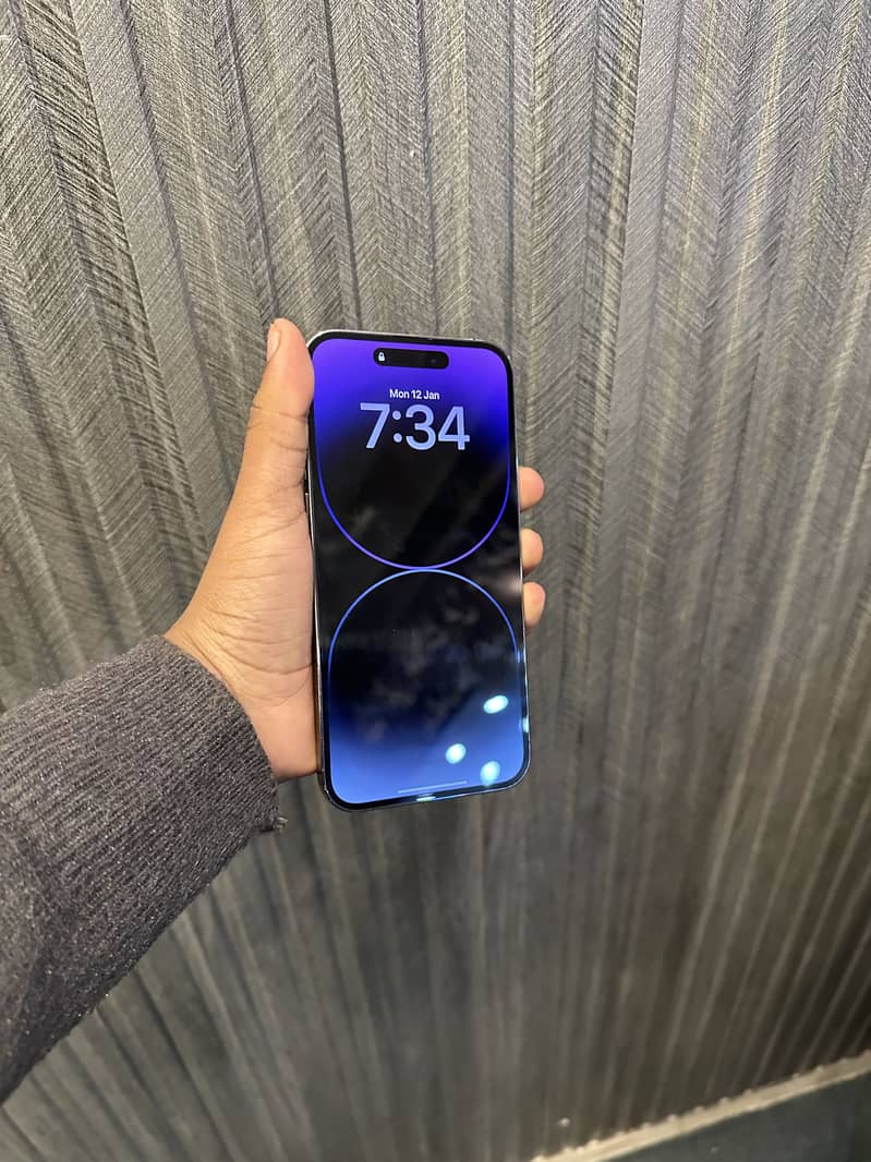 iPhone 14 Pro Max 128GB | Sim Locked

                                                            alt=