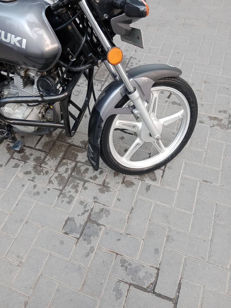 Suzuki GD 110s

                                                            alt=