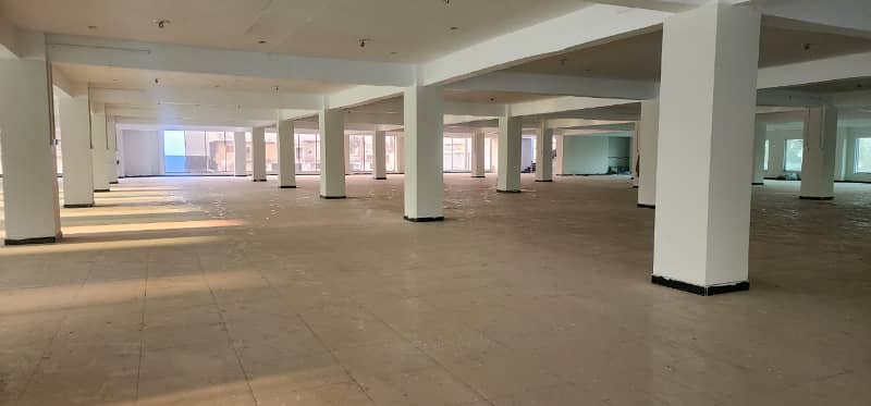 I-9 New IT, Building Close to Metro Station, Lift, Parking available on Rent

                                                            alt=