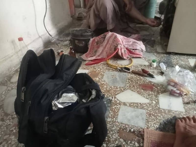 fridge reparing

                                                            alt=