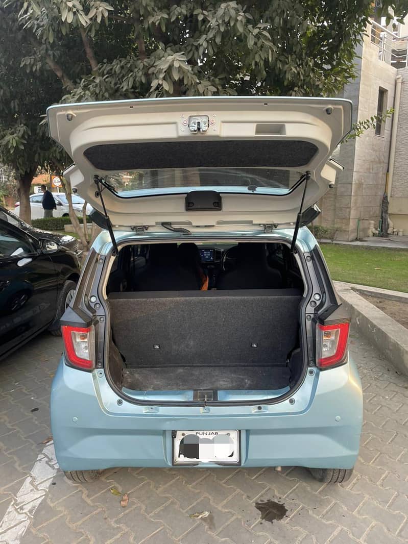 daihutsu Mira x lsa 2019 model 25km per litre/first owner car

                                                            alt=