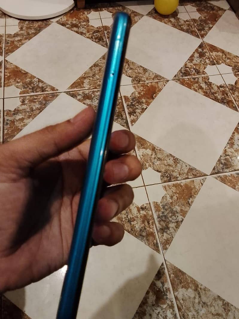 Infinix Hot 10 4/128 Play want to sell price is little bit negotiable

                                                            alt=
