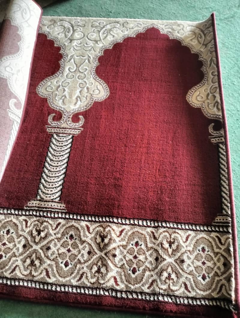 masjid saff and carpet, artificial grass

                                                            alt=