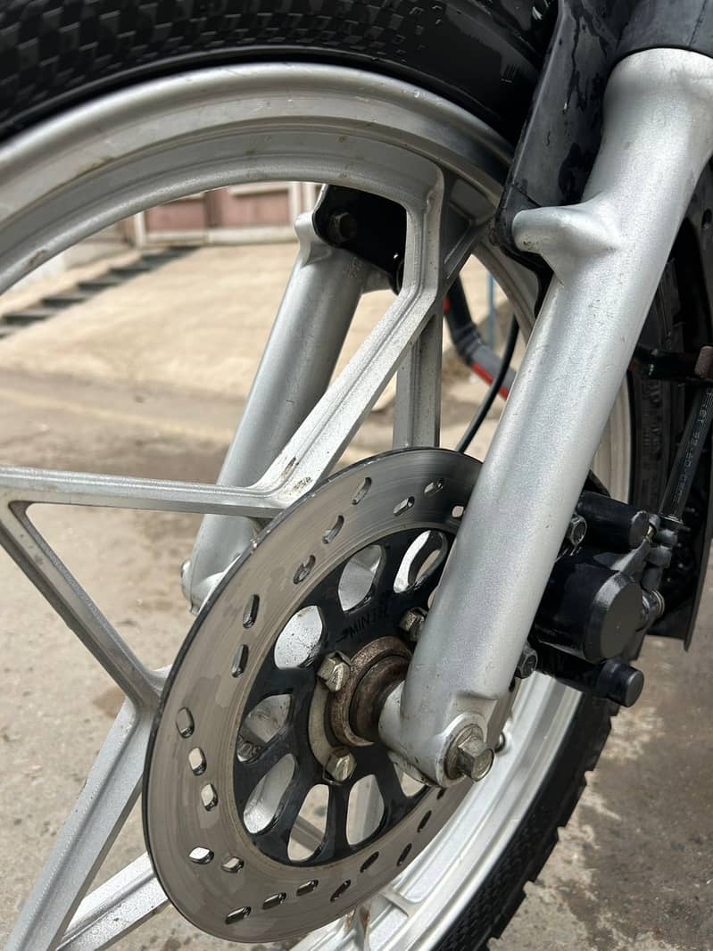 SUZUKI GS 150 Special Edition SE | Model 2021 | Call 0300 - 8862442

                                                            alt=