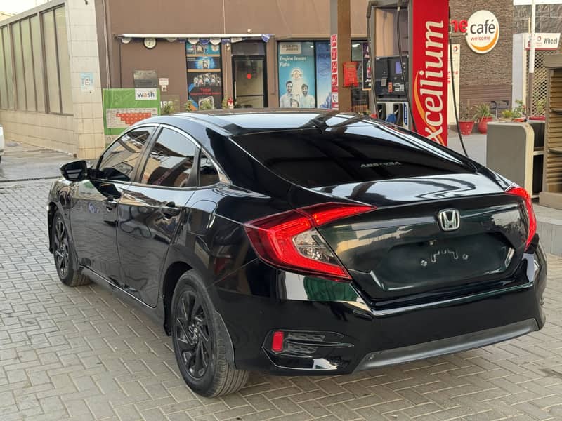 Honda Civic X UG 2018

                                                            alt=