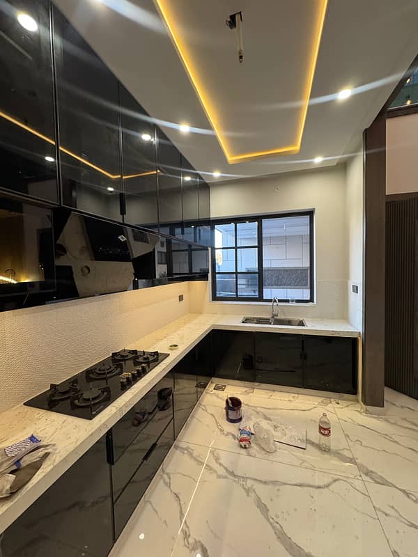 7 Marla Semi Furnished House For Sale In Divine Enclave

                                                            alt=