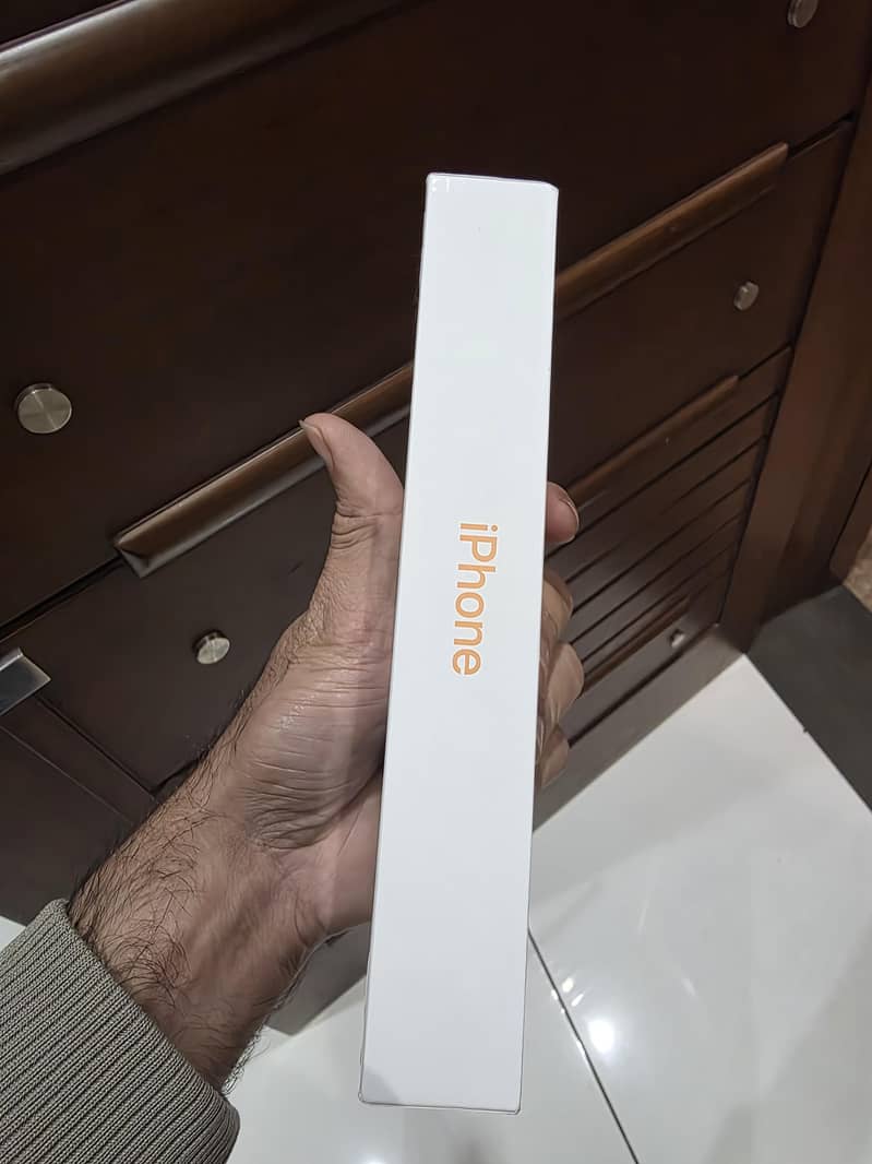 Apple iPhone 17 Pro Max – 512GB | Sealed Pack | Non-PTA

                                                            alt=