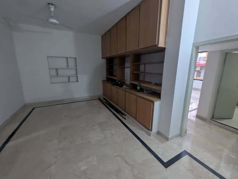 Renovated house for sale at G-10

                                                            alt=