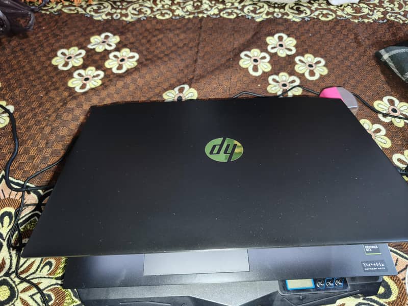 HP pavilion 15 gaming

                                                            alt=