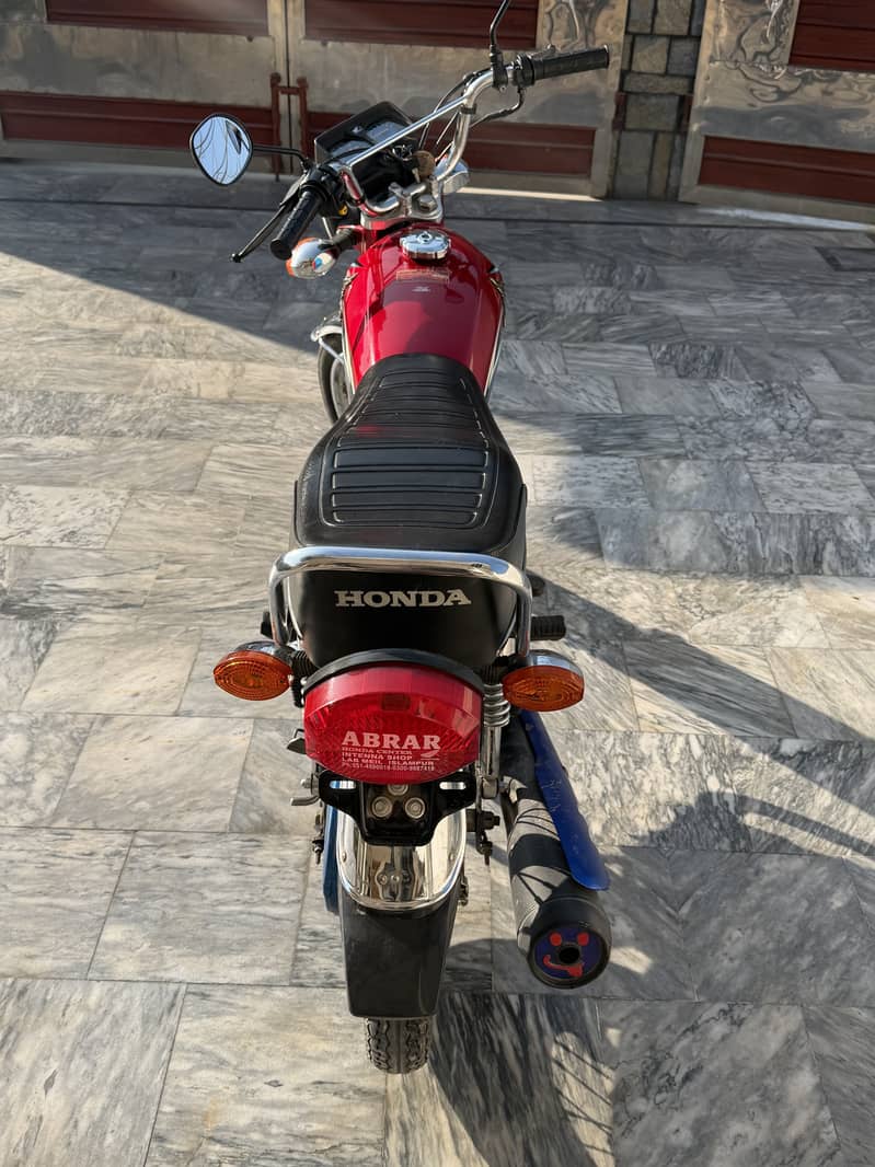 Honda CG 125 2015

                                                            alt=