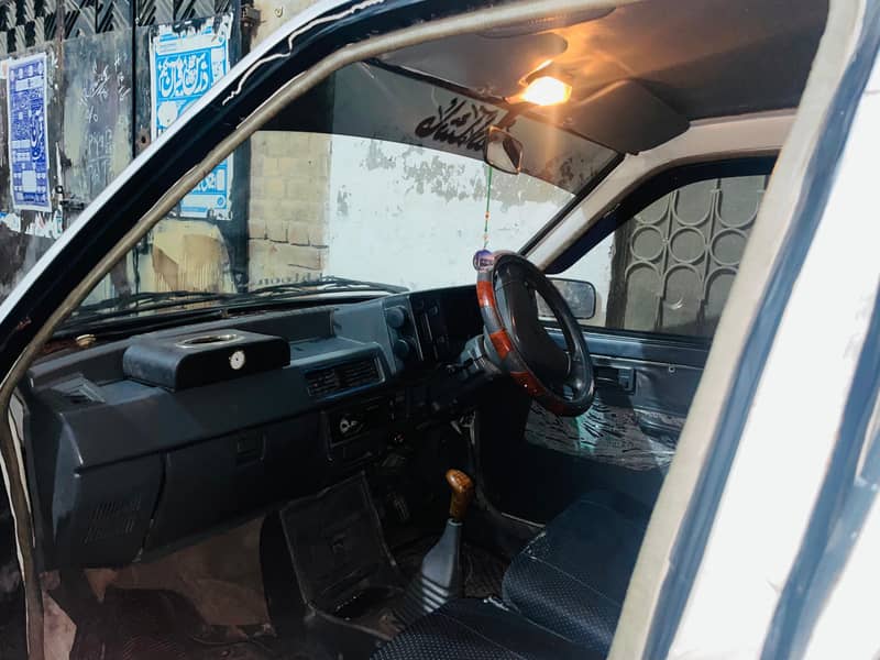 mehran car in very good condition just buy and drive

                                                            alt=