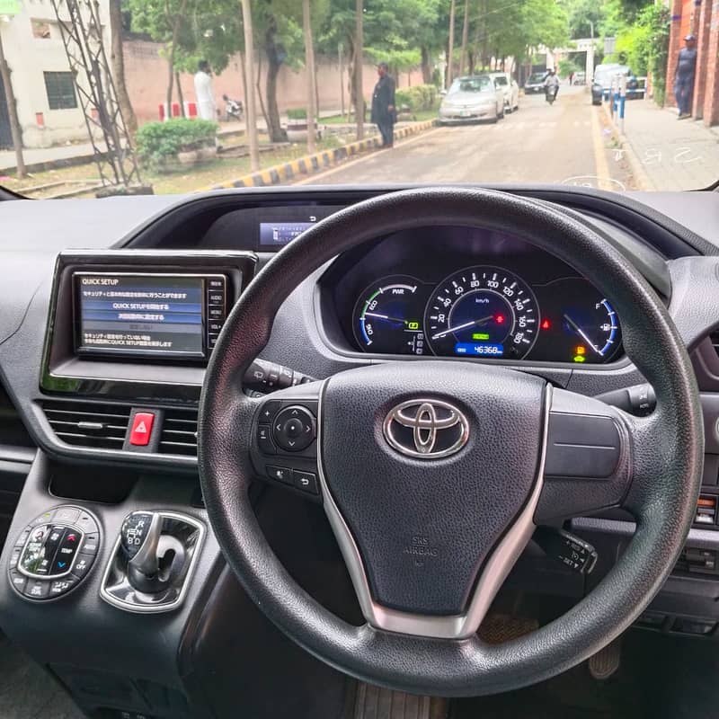 Toyota Voxy 2019

                                                            alt=