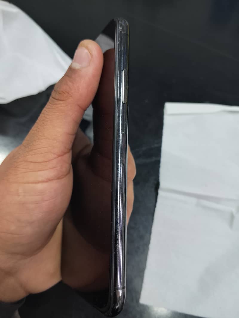 Xs 64 gb all ok

                                                            alt=