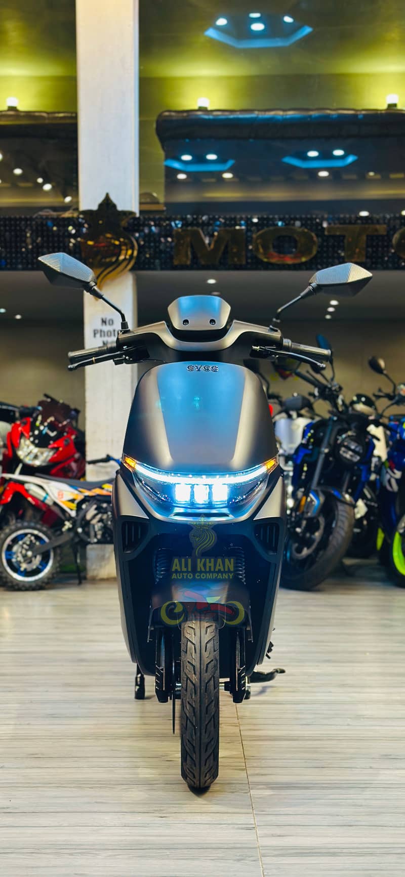 Evee ev scooty Yadea Metro Scooter Girls Boys ladies

                                                            alt=