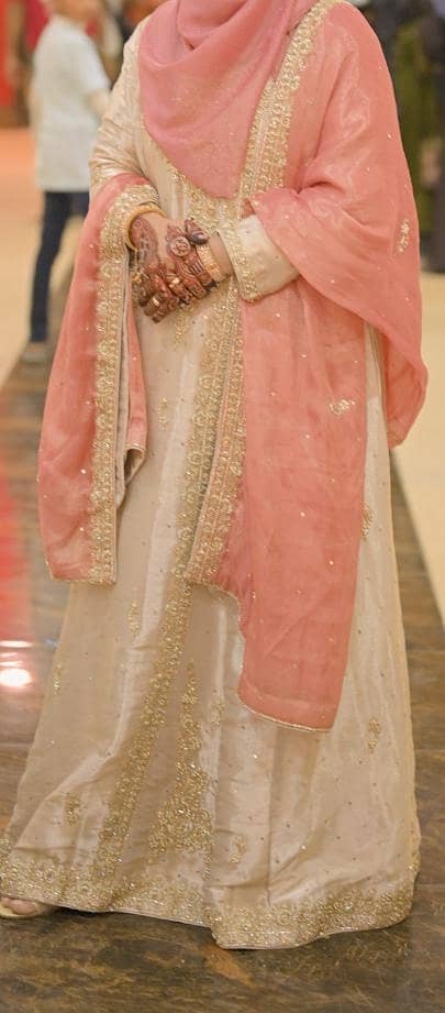 party wear

                                                            alt=