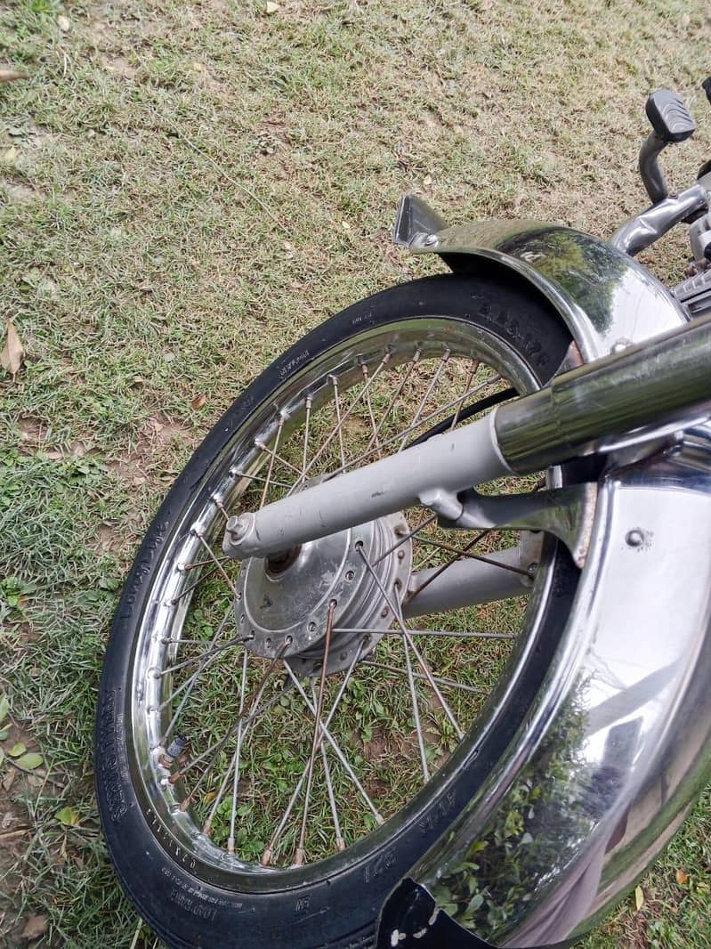 Honda CD 70 | Model 2021 | 11,017 KM

                                                            alt=