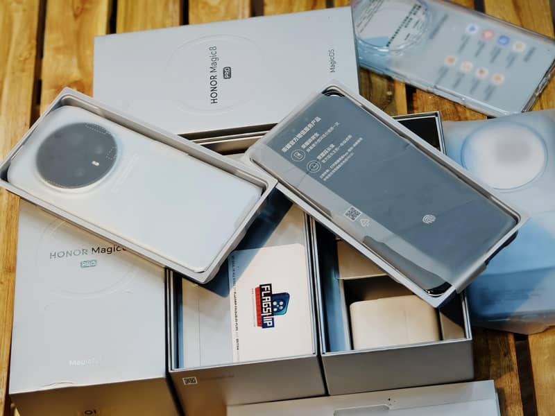 Vivo X300 Pro 16GB 512GB Brown Color Box Packed Official PTA Approved

                                                            alt=