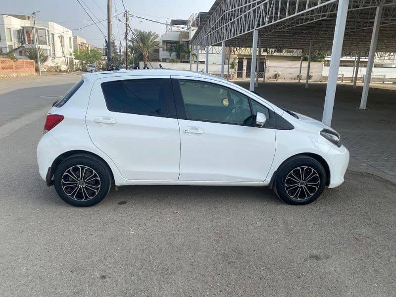 Toyota Vitz 2015/2019

                                                            alt=