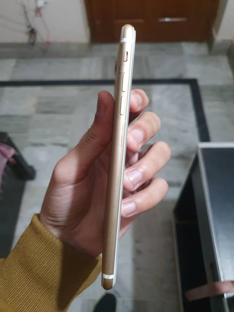 iphone 7 plus 128 gb 10 by 10 non pta

                                                            alt=