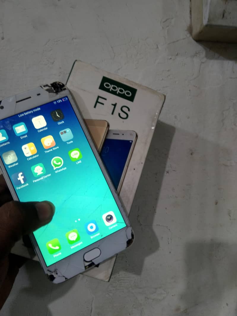 oppo F1s 4gb 64gb. 03234438191

                                                            alt=