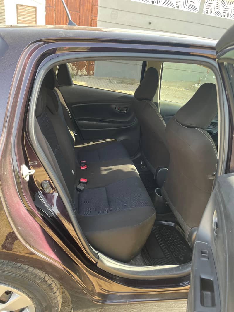 Toyota Vitz

                                                            alt=